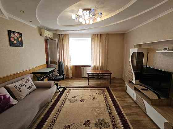 Оренда Квартира 2-кімнатна, 7/9 поверх на Березинская ул., 43 Dnipro