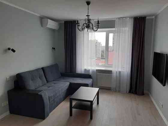 Оренда Квартира 1-кімнатна, 17/19 поверх на ул. Комбинатная, 48 Київ