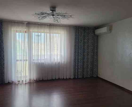 3-х ком. на Таирова-улица Левитана Одеса