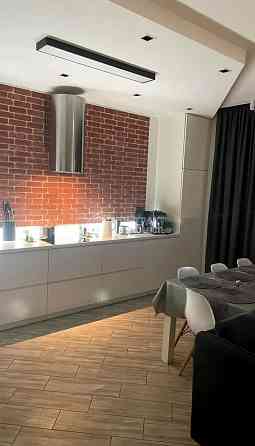 Продаж Будинок 4-кімнатний на вул. Київська Пісочин