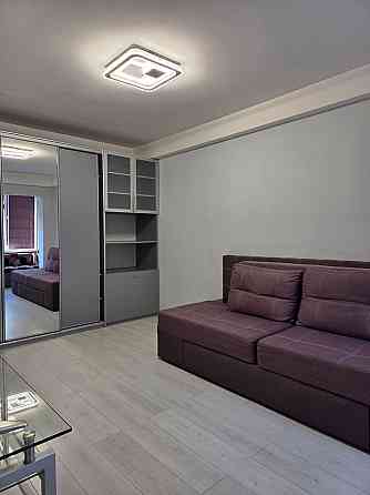 Оренда Квартира 1-кімнатна, 2/9 поверх на Васильківська, 8 Киев