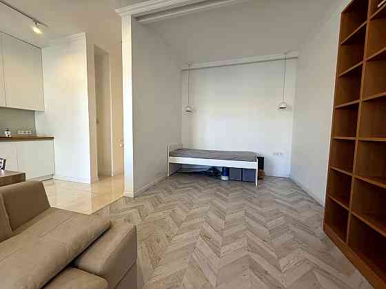 Продаж Квартира 2-кімнатна, 7/14 поверх на Саперне поле вул., д. 12 Київ