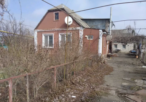 Продам два будинки на одній ділянці біля моря в с.Фонтанка (5 км від Одеси) Фонтанка