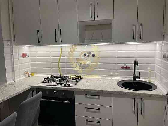 Продаж Квартира 1-кімнатна на Метростроевская ул., 5 Киев