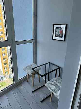 Оренда Квартира 1-кімнатна, 11/27 поверх на Вишняківська, 2 Kiev