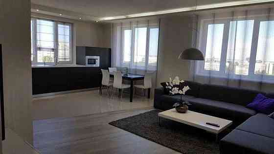 Оренда Квартира 3-кімнатна, 15/22 поверх Київ