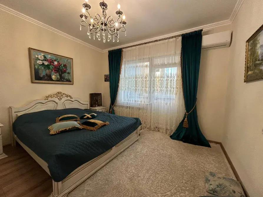 Продаж 2к Квартира 77 кв.м Волошина Минай - фото 1