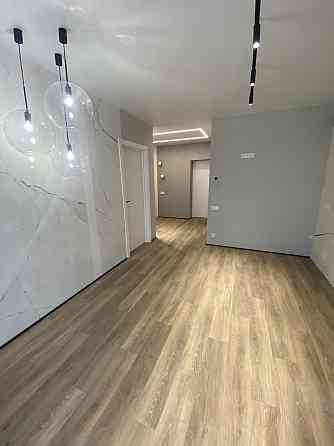 Продаж Квартира 2-кімнатна, 5/10 поверх на вул. Домбровського Житомир