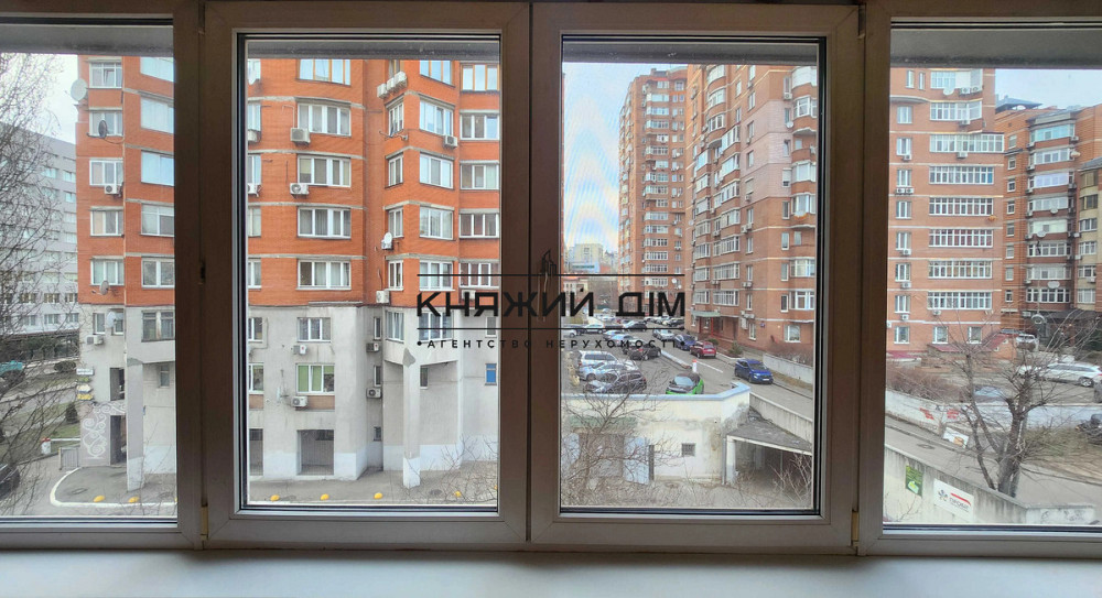 Продаж 2-кімнатної квартири в центрі. № 21146726 Київ - фото 5