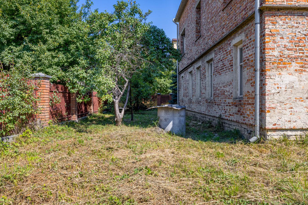 Продаж 3-поверховий Будинок з ділянкою 6 сот 410 кв.м 7+ кімн. на Калнишевського вул. Винники - фото 2