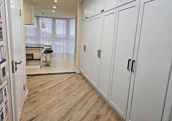 Продаж Квартира 3-кімнатна, 6/10 поверх на вул. Івана Сльоти Житомир