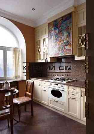 Оренда Квартира 2-кімнатна, 8/11 поверх на Крещатик ул. Київ