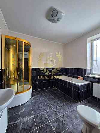 Продаж Будинок 4-кімнатний 