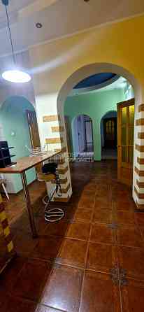 Продаж Квартира 5-кімнатна, 3/4 поверх на вул. Данилевського Харків