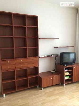 Оренда Квартира 2-кімнатна, 2/4 поверх на ул. Довнар-Запольского Київ