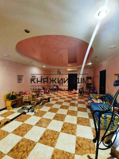 Аренда Коттеджа под съемки или жилья 820 м2 в 3 этажа 6 спален Киевская обл., Киево-Святошинский р-н, Забучье  - фото 10