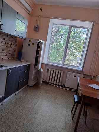 Продам 3-х комнатную квартиру в с. Петровка. Мала Петровка