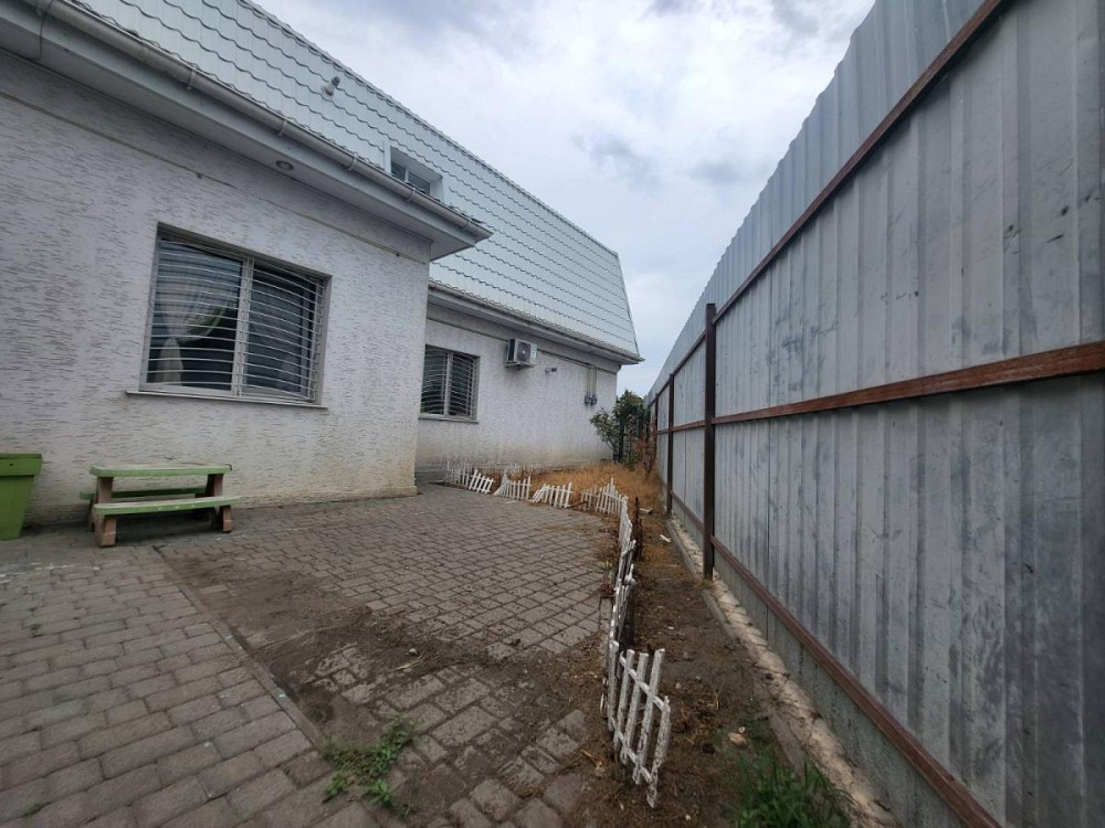 Квартира, як будинок. Свій двір.Паркомісце. Підходить під програми. Без комісії. Одеса - фото 1