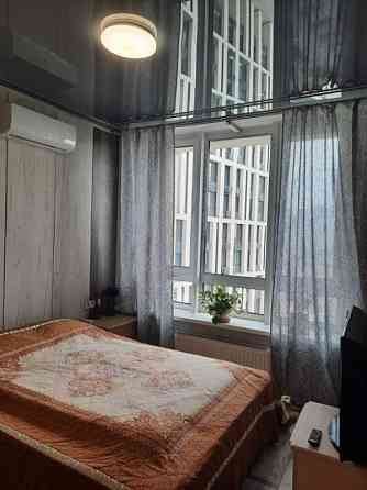 Оренда Квартира 2-кімнатна, 8/25 поверх на ул. Заречная, 1 Киев