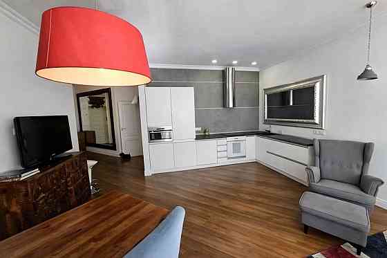 Продаж Квартира 3-кімнатна, 12/27 поверх на Коновальця Євгена вул., д. 44а Київ