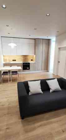 Оренда Квартира 2-кімнатна, 14/22 поверх на Мореходный пер., 2а Одеса