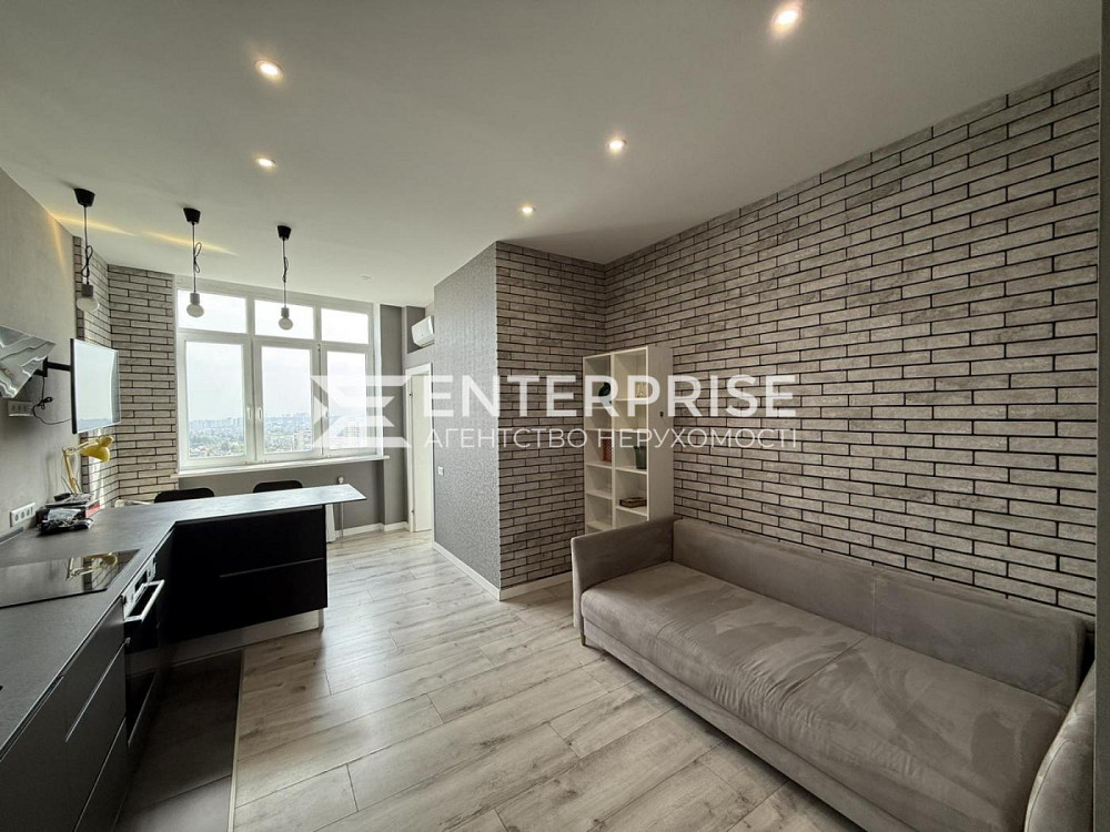 Продаж 2к квартири 69.6 кв. м Київ - фото 1