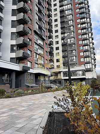 Продаж Квартира 3-кімнатна на Кустанайская ул., 13 Киев