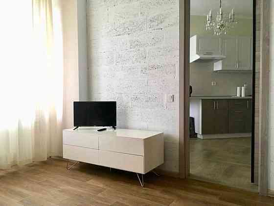 Оренда Квартира 1-кімнатна, 15/24 поверх на Донца Михаила ул., 2а Kiev