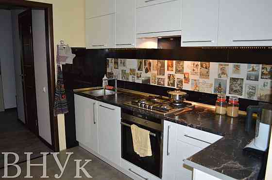 Продаж Квартира 3-кімнатна, 2/5 поверх на вул. Суботівська Львів