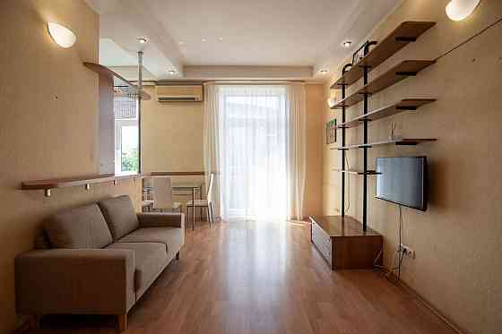 Оренда Квартира 2-кімнатна, 5/5 поверх на Лютеранська, 17 Київ