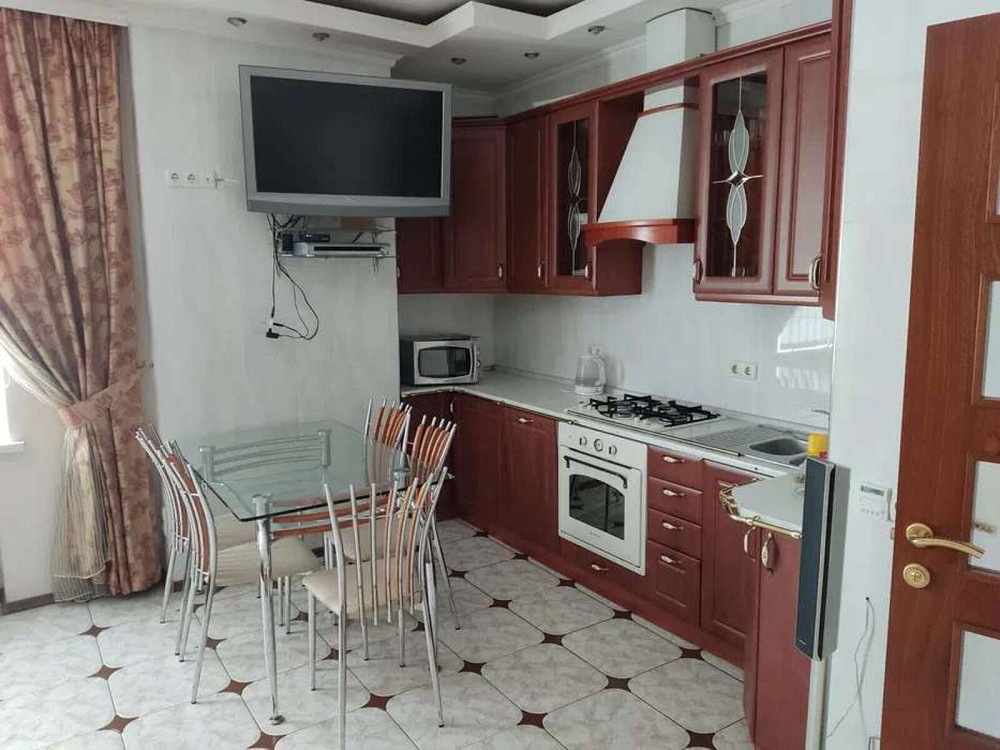 Оренда Квартира 3-кімнатна, 2/3 поверх на ул. Юрковская Київ - фото 3