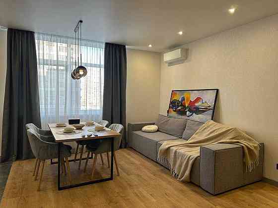 Продаж Квартира 2-кімнатна, 5/16 поверх на Олександра Олеся вул., д. 9 Kiev