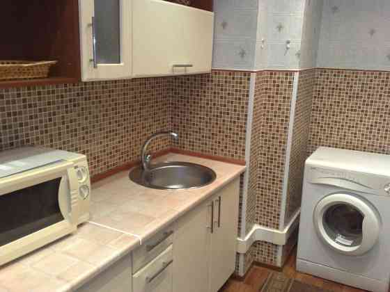 ОРЕНДА 1 кім.квартира метро Печерська бульв. Лесі Українки 30а.код.1161338 Kiev