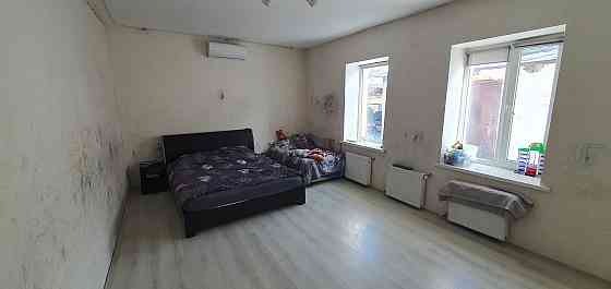 Продаж Будинок 3-кімнатний на ул. 8 Марта (ул. Викандера и Ларсена), 81 Одеса