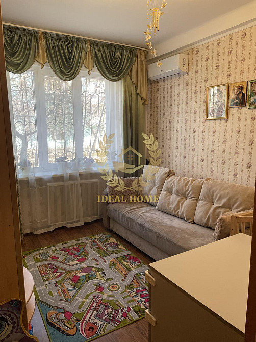 Продаж Квартира 2-кімнатна, 1/5 поверх на Волынская ул., 8 Киев - изображение 1