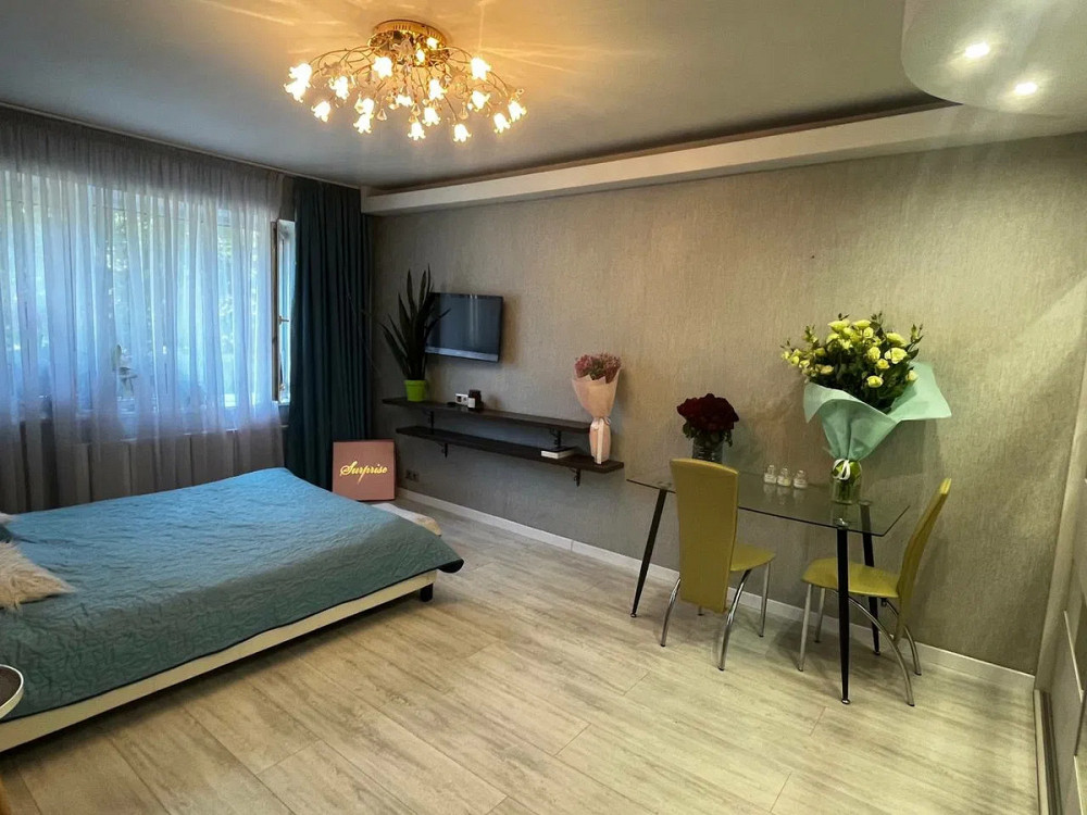 Оренда Квартира 1-кімнатна, 3/9 поверх на Вахтанга Кікабідзе, 4 Kiev - photo 1