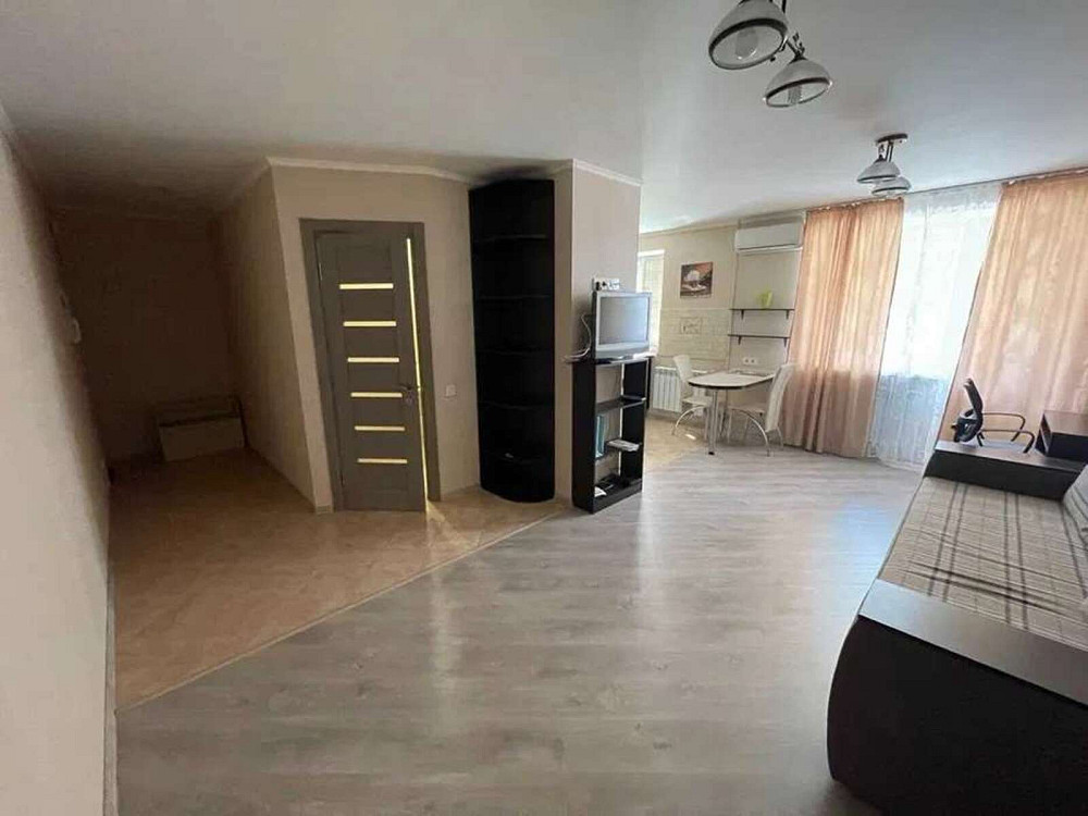 Оренда Квартира 1-кімнатна, 3/5 поверх Київ - фото 1