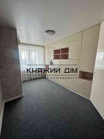 Оренда Квартира 3-кімнатна, 14/14 поверх на Флоренции ул. Київ