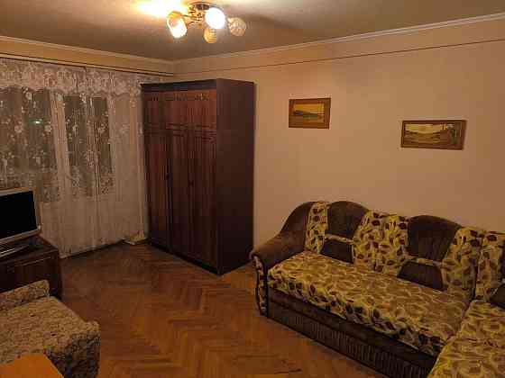 Оренда Квартира 3-кімнатна, 3/5 поверх на Литвиненко-Вольгемут, 2а Kiev