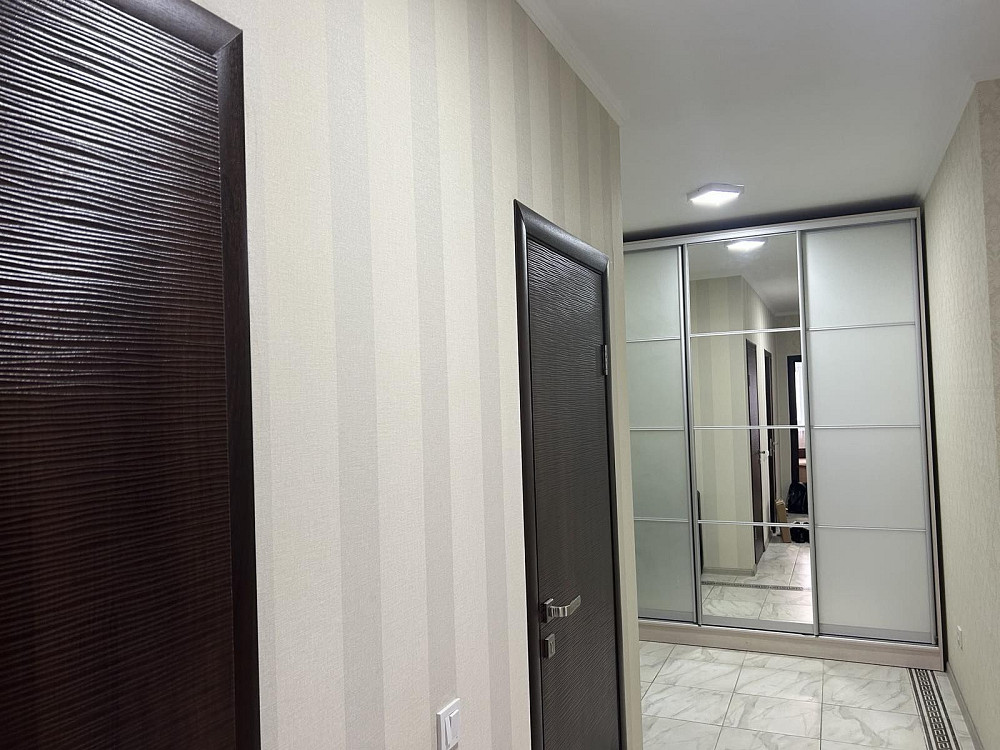 Продаж Квартира 2-кімнатна, 4/25 поверх на Драгоманова вул., д. 2-А Kiev - photo 3