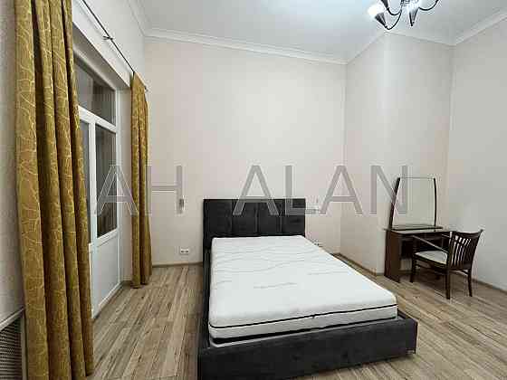 Оренда Будинок 3-кімнатний на Саксаганського вул., 22 Київ