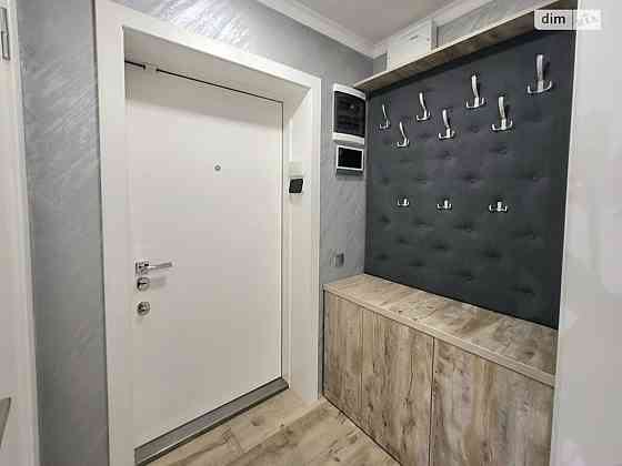 Продаж Квартира 3-кімнатна, 4/8 поверх на Миколаївська Вінниця