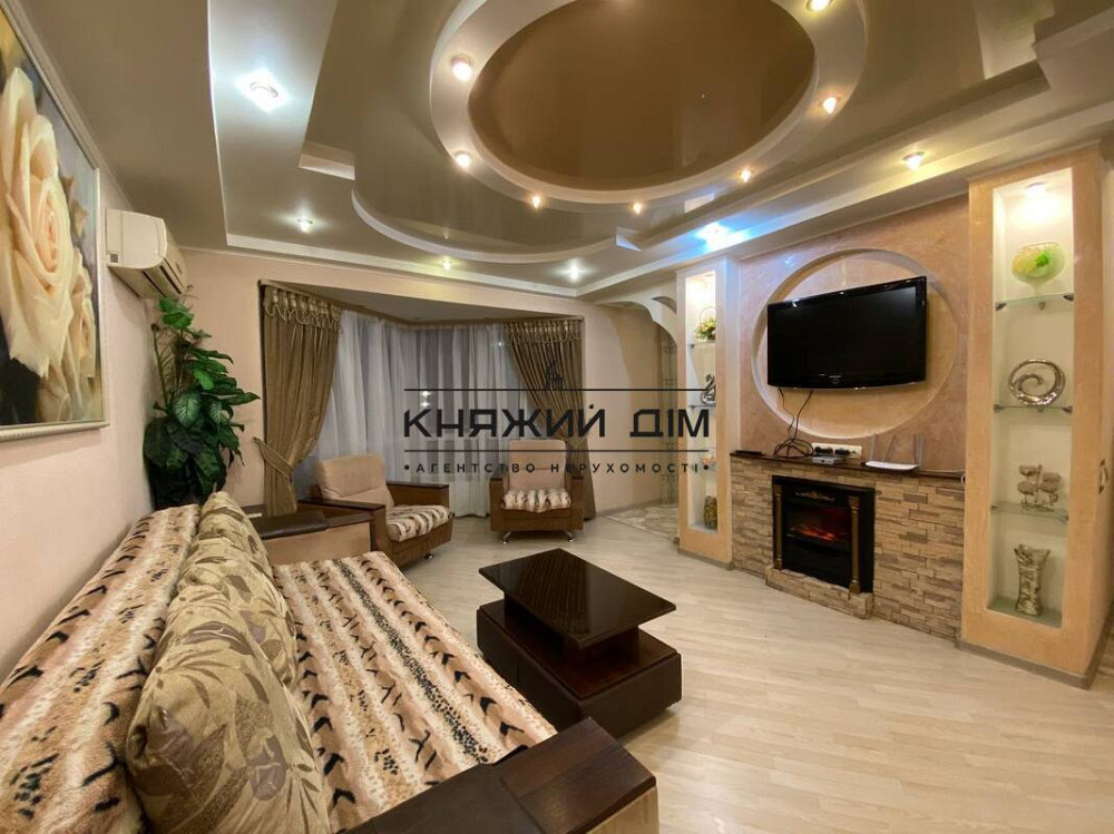 Оренда Квартира 3-кімнатна, 5/9 поверх на Леси Украинки бульв. / Л.Украинки бул Kiev - photo 1