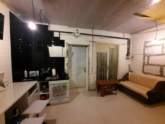 Продам 3-х комнатную сталинку с узаконенным гаражом Одеса