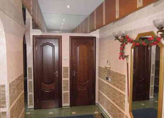 Оренда Квартира 3-кімнатна, 22/36 поверх на ул. Срибнокильская, 1 Kiev