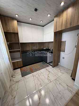 Продаж Квартира 2-кімнатна, 5/9 поверх на вул. Ньютона Kharkiv