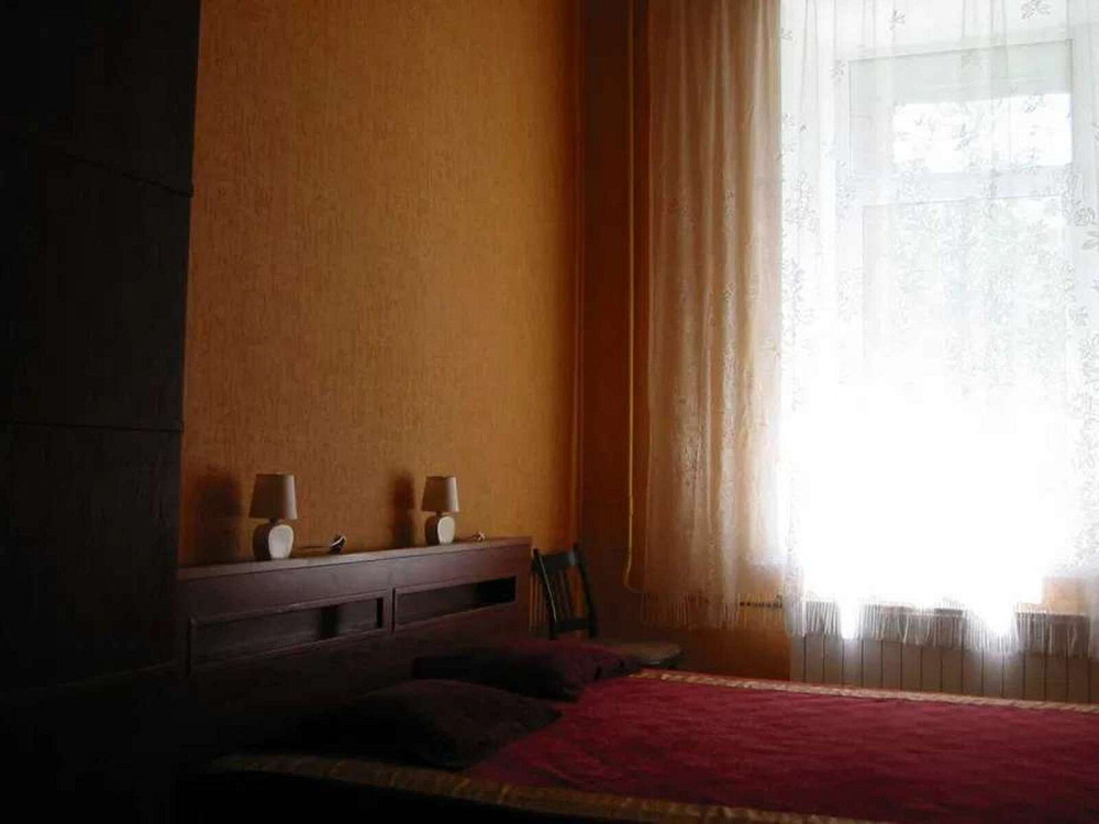 Оренда Квартира 2-кімнатна, 2/4 поверх на ул. Багговутовская Київ - фото 4