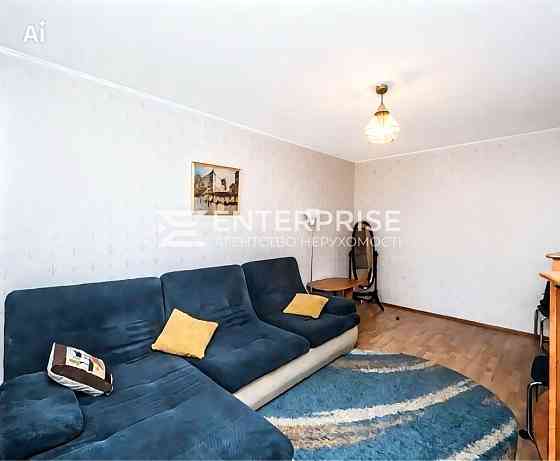 Продаж Квартира 3-кімнатна, 3/16 поверх на вул. Василия Порика Kiev