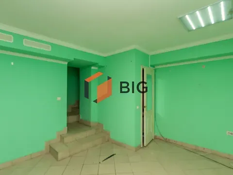 Здається    Чернівці Сергія Скальда (Комарова Володимира) вулиця 33 Чернівці - фото 7