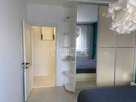 Продаж Квартира 3-кімнатна, 16/16 поверх на вул. Олимпийская Харьков